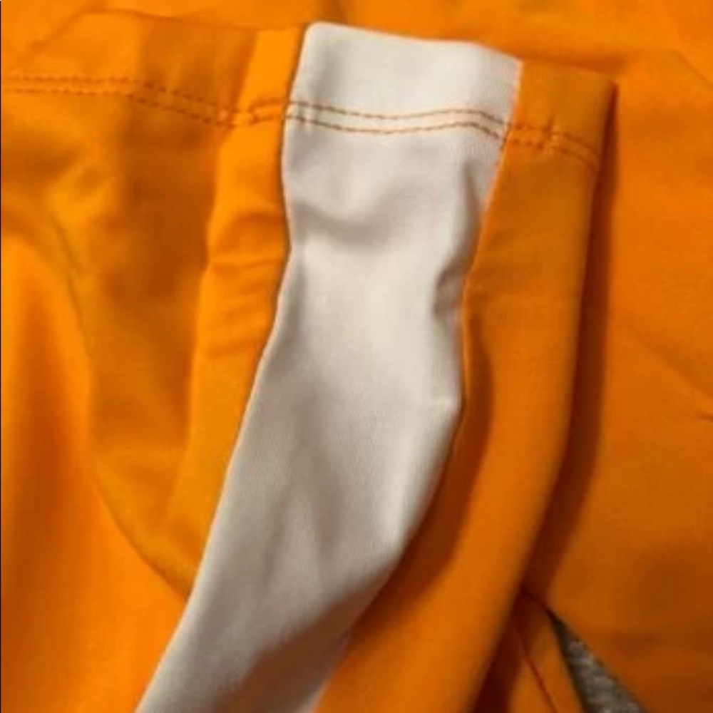 Two Piece Set - Picture 4 of 4